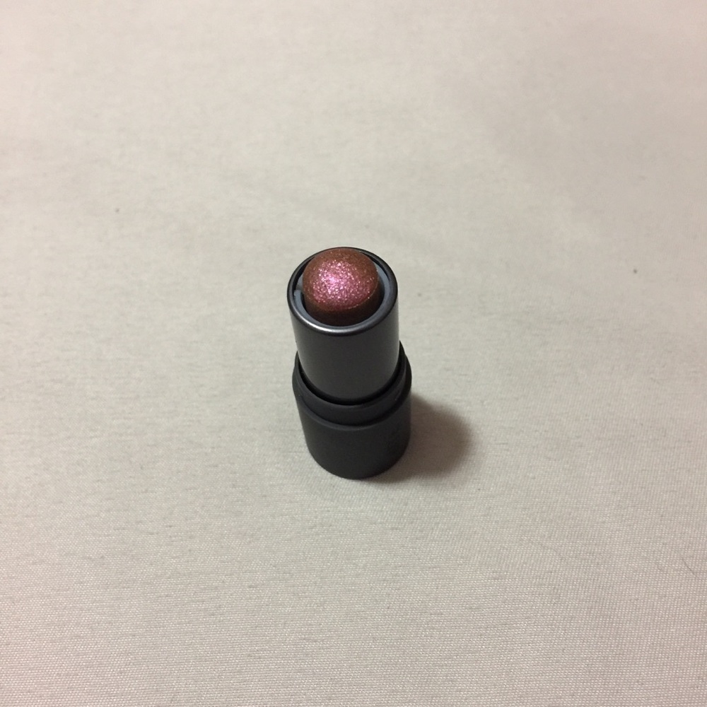 Eye makeup bundle - Picture 5 of 6